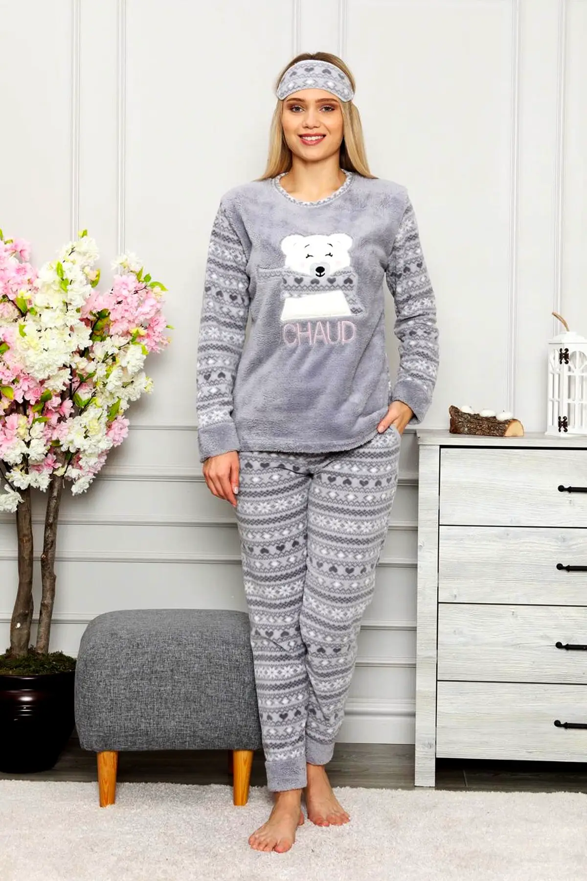 Nisanca Kışlık Peluş Polar Yılbaşı Temalı Kadın Pijama Takımı - Gri
