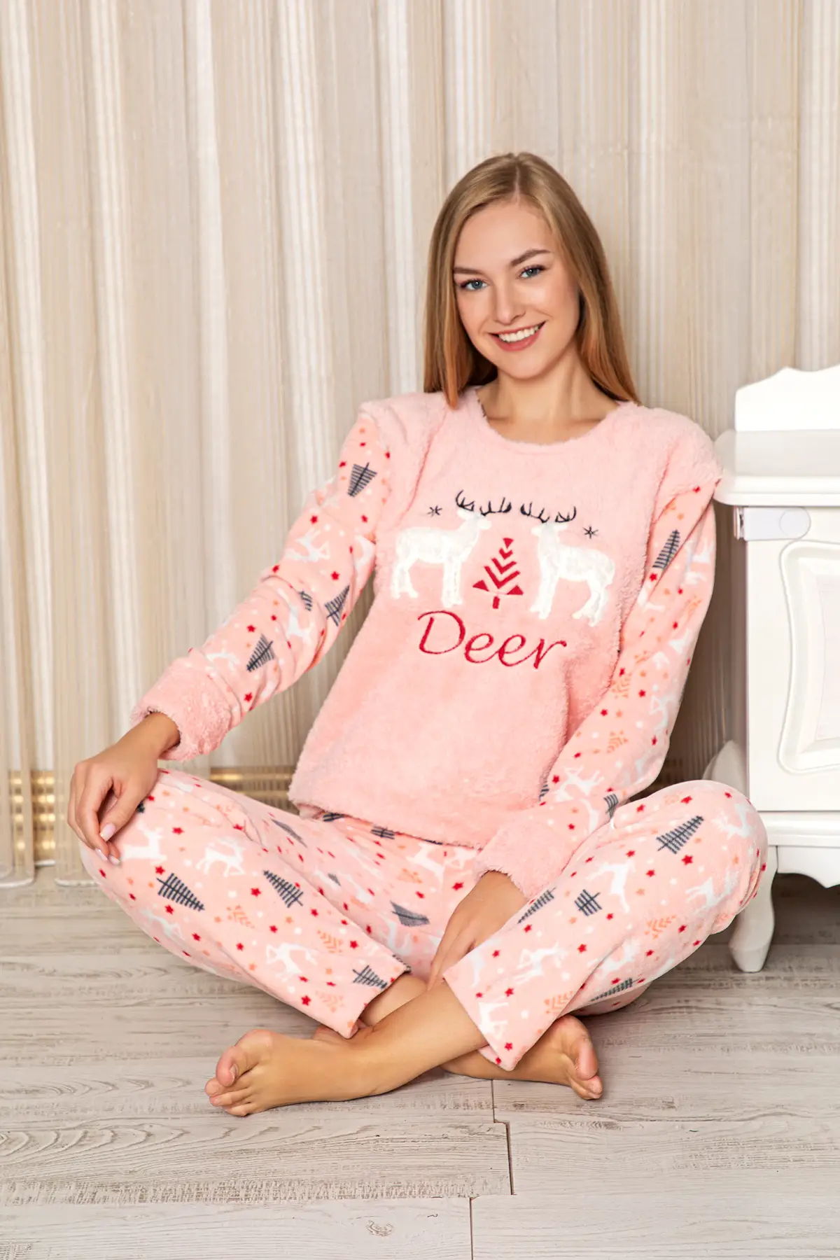 Nisanca Kışlık Peluş Polar Yılbaşı Temalı Kadın Pijama Takımı - Somon