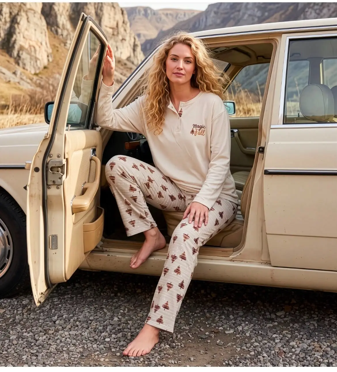 Kadın Soft Dokulu Kışlık Pijama Takımı – Elegant Desenli, Sıcak Tutan, Yumuşak ve Konforlu Uzun Kollu Pijama